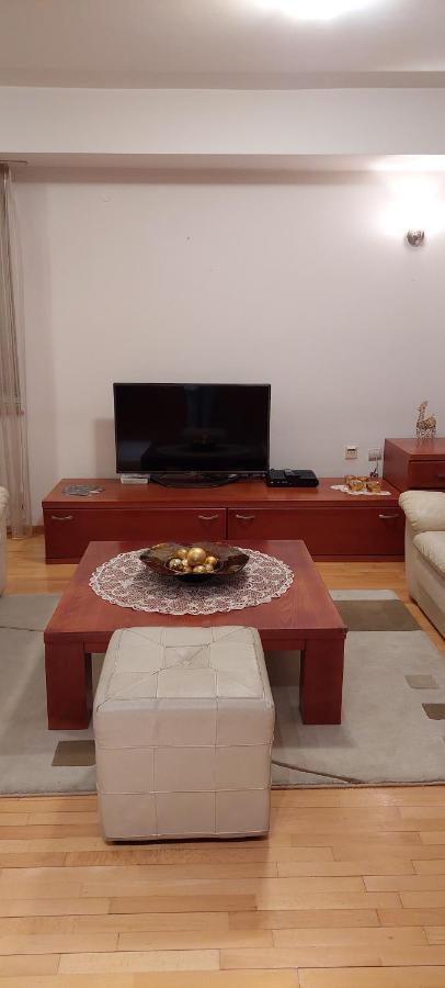 Luxury Flat Lägenhet Skopje Exteriör bild