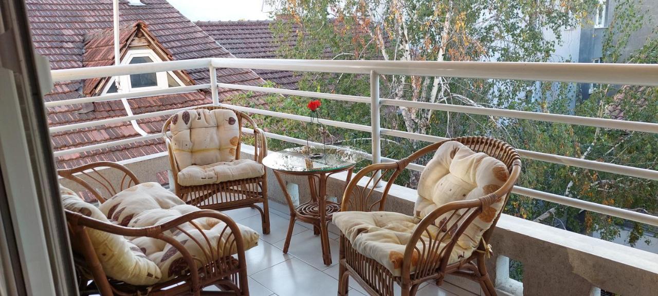 Luxury Flat Lägenhet Skopje Exteriör bild