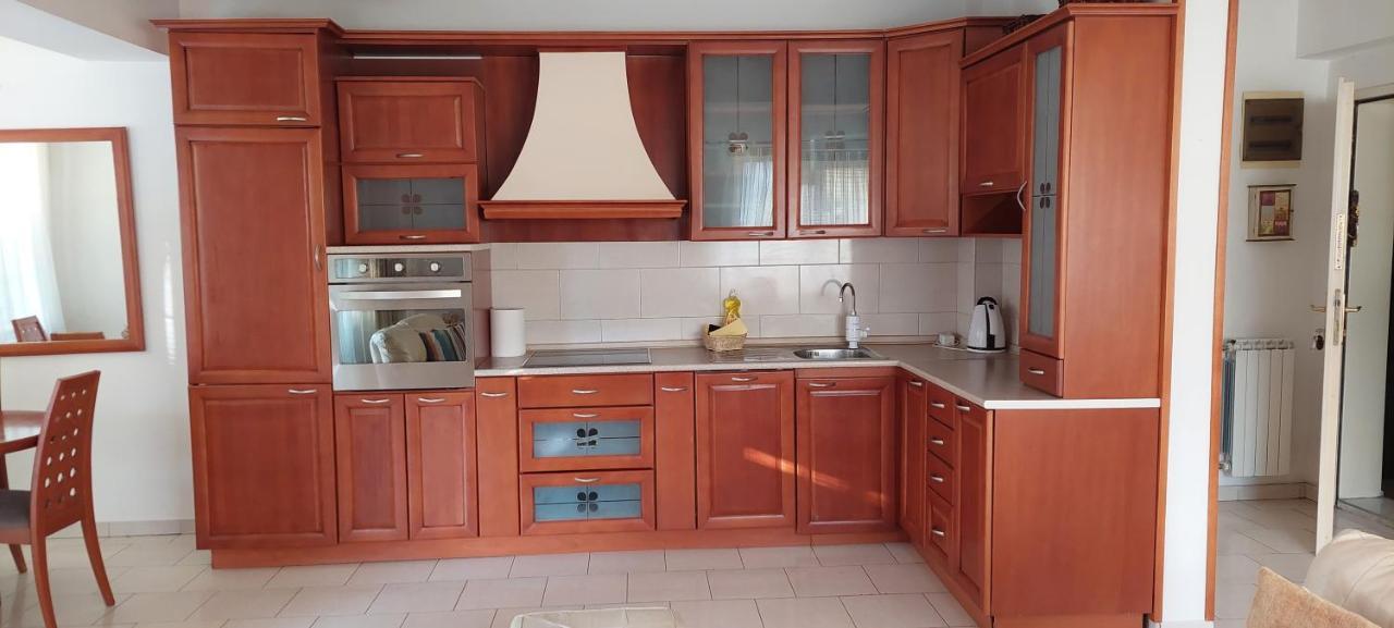 Luxury Flat Lägenhet Skopje Exteriör bild